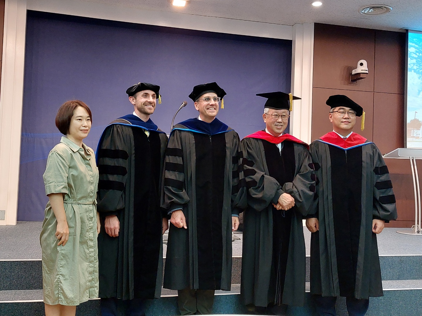 KakaoTalk_20220922_045247806_05.jpg